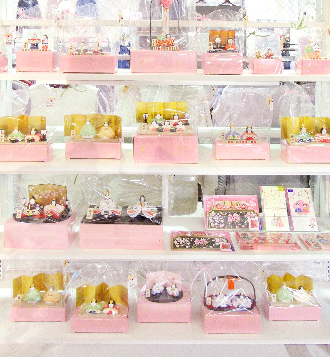 陶器のひな人形 | ZAKKA & COSME じゅん TONAMI